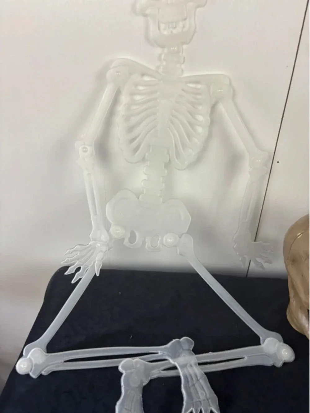 Halloween Skeleton Skull Décor Bundle Animated Heads Skeletons Spider Bowls
